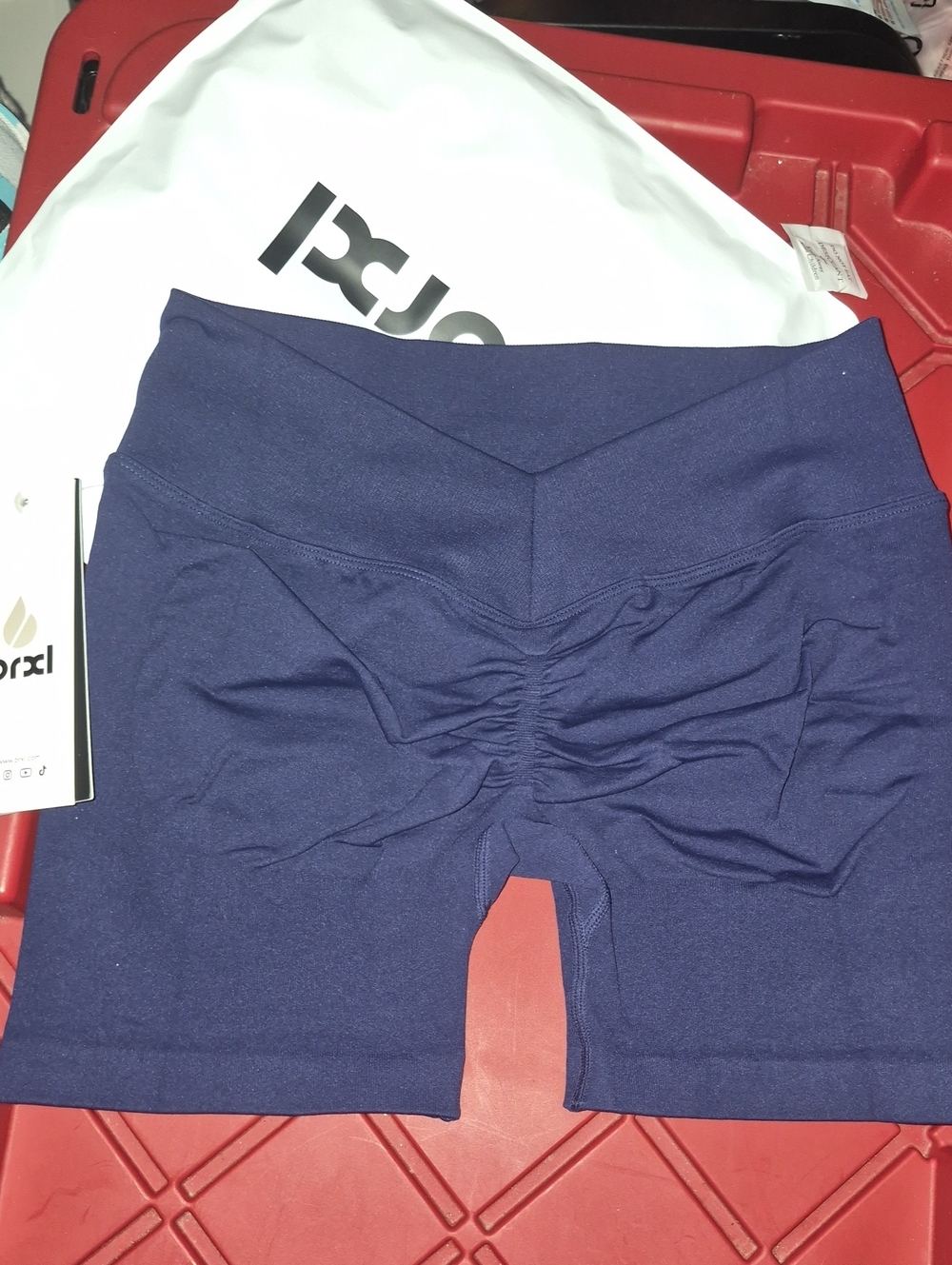 High-Rise Navy Women’s Athletic Shorts with V-Scrunch Waistband